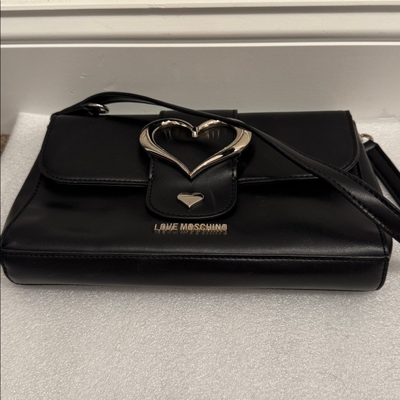 Love Moschino Black shoulder Bag purse with silver Heart Accent - Picture 5 of 9